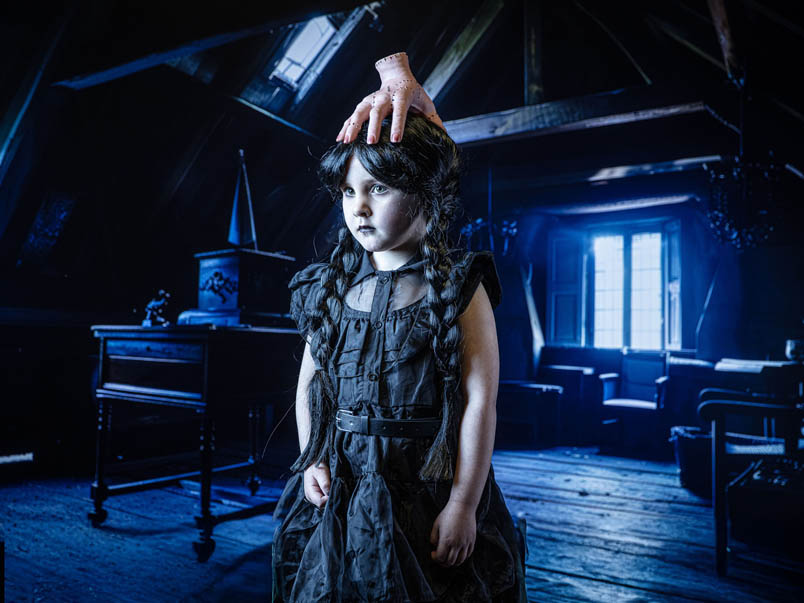 Flash Frames portraits creating unlimited backgrounds in our portraits with AI  